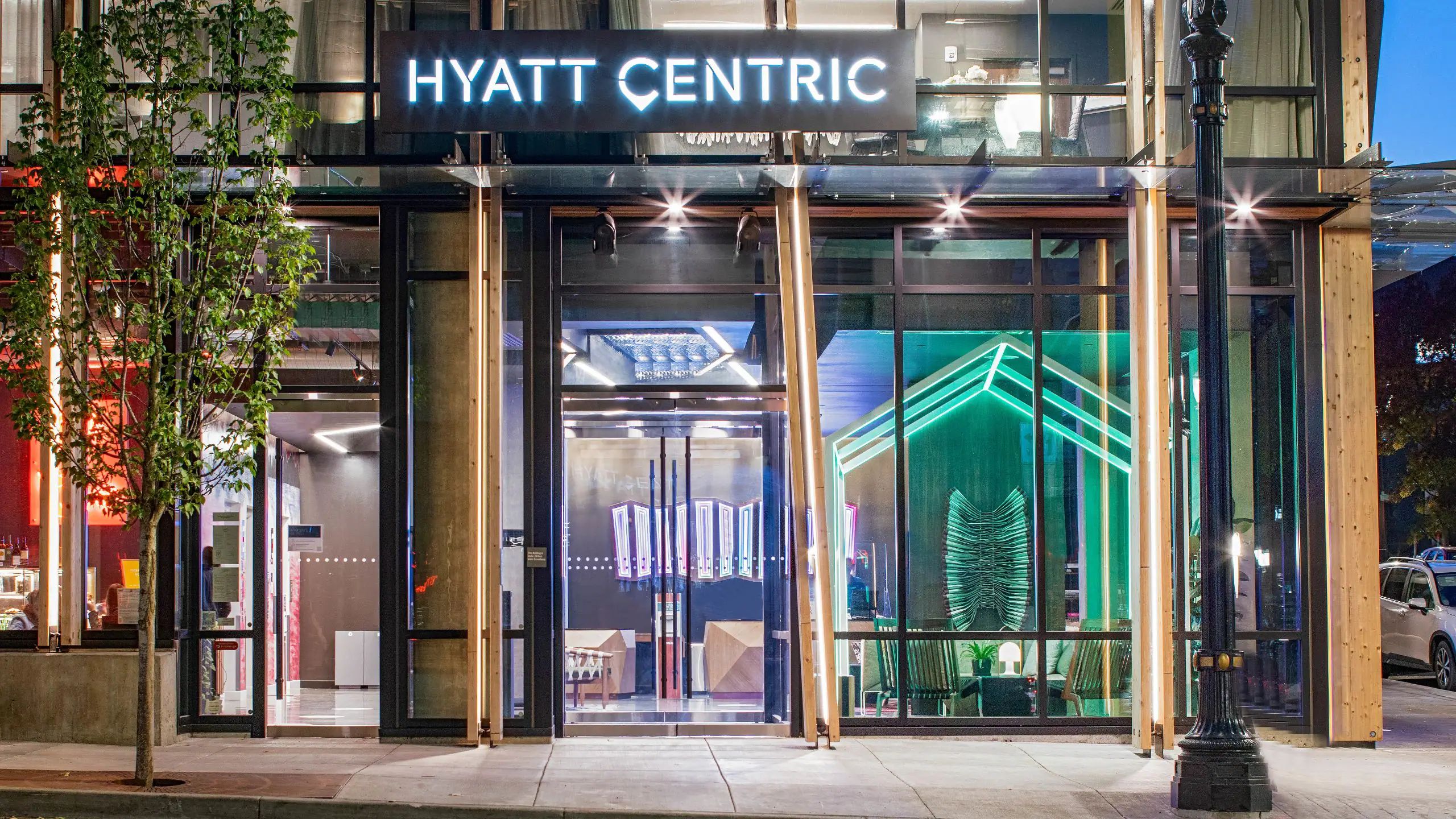Hyatt-Centric-Downtown-Portland-P028-Hotel-Exterior.16x9
